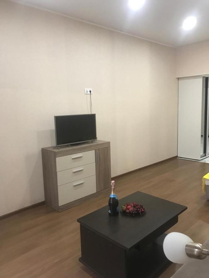 Gagarin Plaza Apartment Odesa Exterior foto